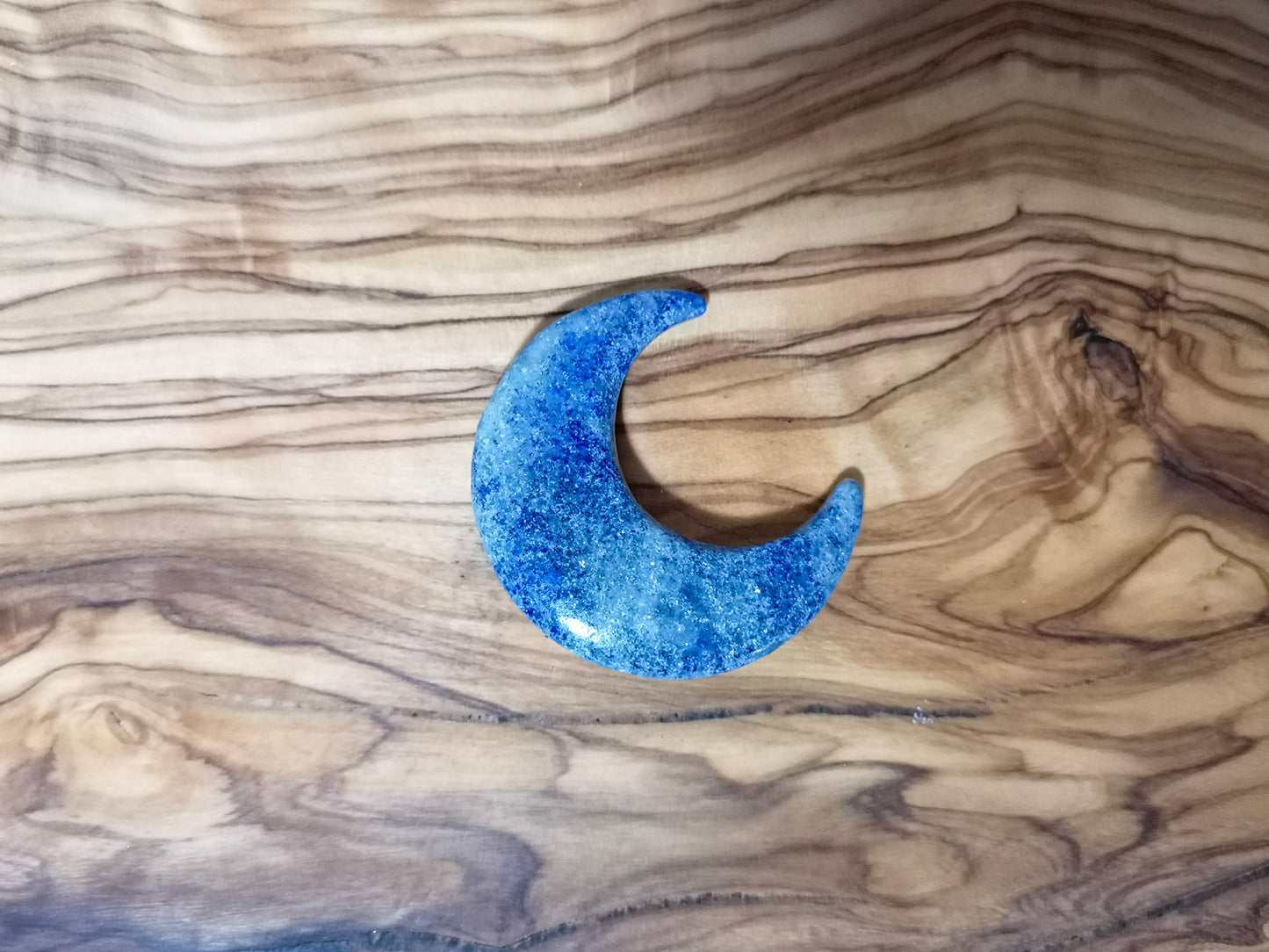 Pierre en forme de lune Lapis Lazuli