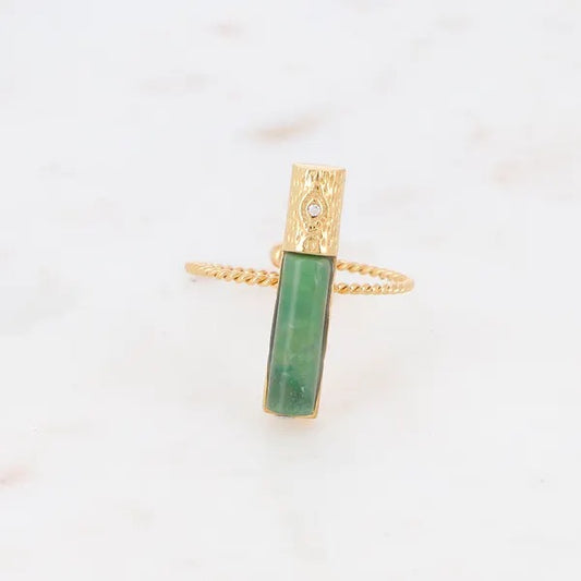 Golden Cyle ring with white zirconium eye and cylindrical green jasper stone
